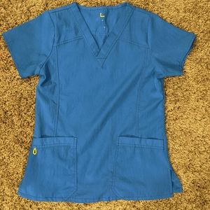 WonderWink 4-way-stretch scrub top